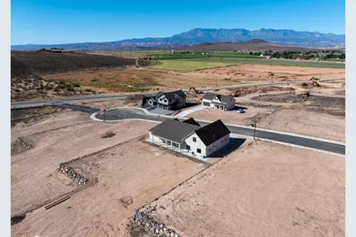 1037 W Rock View Dr, Hurricane, UT 84737 - Photo 56