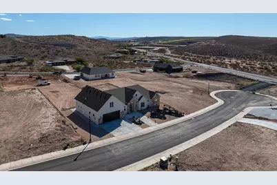1037 W Rock View Dr, Hurricane, UT 84737 - Photo 54