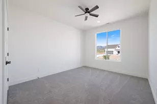 1037 W Rock View Dr, Hurricane, UT 84737 - Photo 18