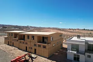 1330 E Lone Rock View, Big Water, UT 84741 - Photo 18
