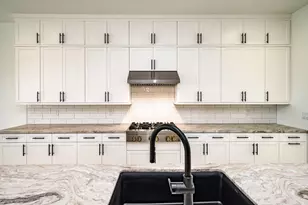 6098 Pinyon Dr, Saint George, UT 84790 - Photo 14