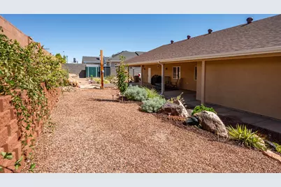 46 S Glen Canyon Dr, Cedar City, UT 84720 - Photo 36