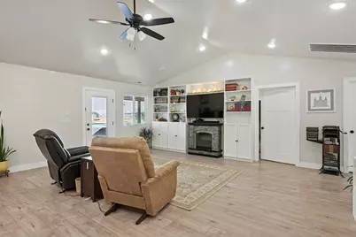 46 S Glen Canyon Dr, Cedar City, UT 84720 - Photo 10