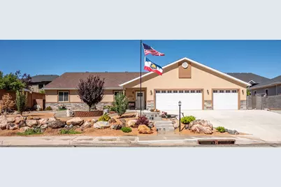 46 S Glen Canyon Dr, Cedar City, UT 84720 - Photo 2