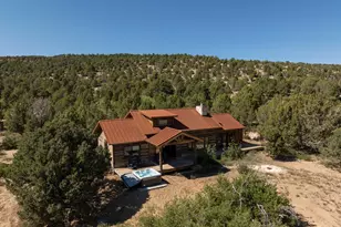 7815 W Peaches Ln Ln, Mount Carmel, UT 84755 - Photo 1