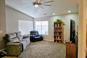 504 E Telegraph St, Washington, UT 84780 - Photo 2