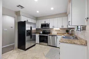 186 S 200 W, Washington, UT 84780 - Photo 6