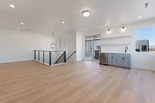 713 W Coastline, Saint George, UT 84790 - Photo 4