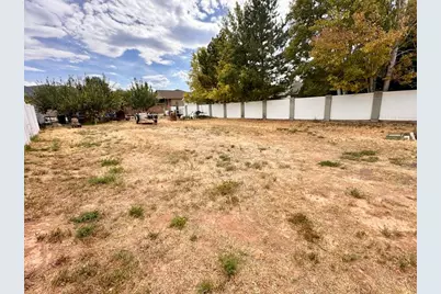390 N 200 W, Parowan, UT 84761 - Photo 38
