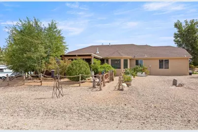 857 N Old Farms Rd, Dammeron Valley, UT 84783 - Photo 50