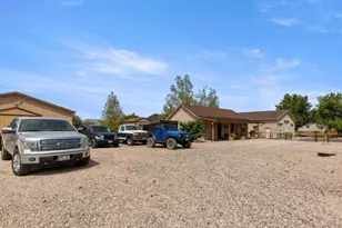 857 N Old Farms Rd, Dammeron Valley, UT 84783 - Photo 32