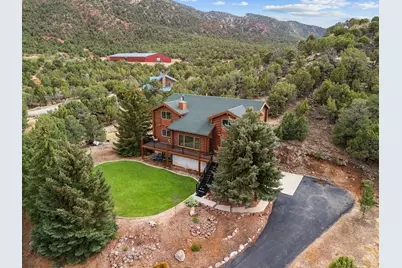 968 S 1650 W, Parowan, UT 84761 - Photo 2