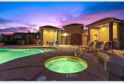 2090 N Tuweap Dr #13, Saint George, UT 84770 - Photo 38