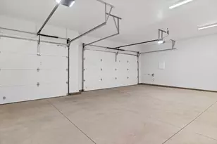 948 Mesa Ave, Toquerville, UT 84774 - Photo 32