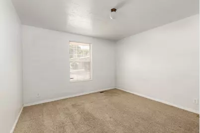 600 N 2450 St E #1001, Saint George, UT 84790 - Photo 8