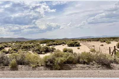 31 S 6 W, Beryl, UT 84714 - Photo 6