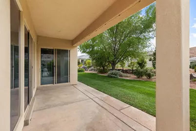 363 N Lost Creek Dr, Saint George, UT 84770 - Photo 6