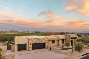 4816 N Petroglyph Dr, Saint George, UT 84770 - Photo 4
