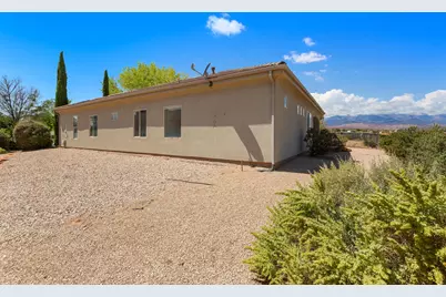 670 N 300 W, La Verkin, UT 84745 - Photo 28