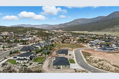 2156 S Bluff Dr, Cedar City, UT 84720 - Photo 52