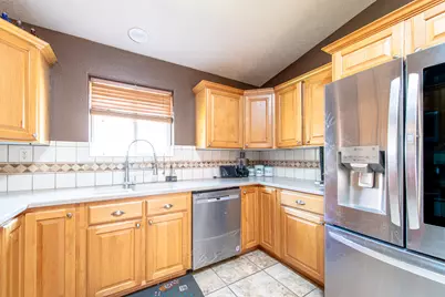 2432 S 675 W, Hurricane, UT 84737 - Photo 4