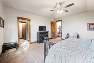 969 E Outlaw Gulch, Washington, UT 84780 - Photo 34