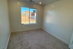 954 E Malibu Dr, Washington, UT 84780 - Photo 10