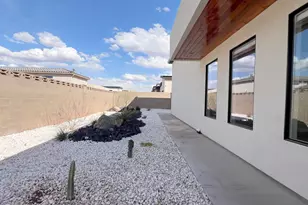 5178 W 2150, Hurricane, UT 84737 - Photo 20