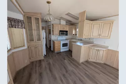 1225 N Dixie Downs Rd #136, Saint George, UT 84770 - Photo 4