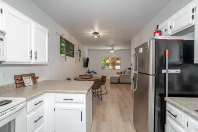 700 N Main St #D3, Washington, UT 84780 - Photo 10