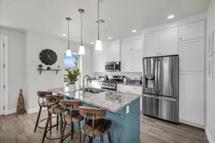 1181 E Farmhouse Dr, Washington, UT 84780 - Photo 2