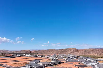 4838 W 2020 S, Hurricane, UT 84737 - Photo 12