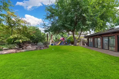 449 S Valley View Dr, Saint George, UT 84770 - Photo 40