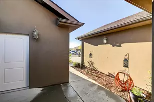 5202 N Tomahawk Dr, Enoch, UT 84021 - Photo 6