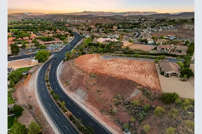 584 S Dixie Dr, Saint George, UT 84770 - Photo 16