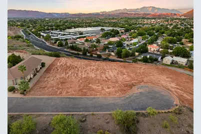 584 S Dixie Dr, Saint George, UT 84770 - Photo 18