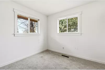 95 S 200 E, Cedar City, UT 84720 - Photo 18