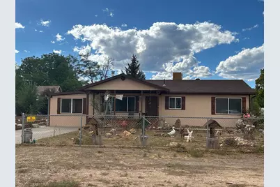 135 N 100 W, Escalante, UT 84726 - Photo 1