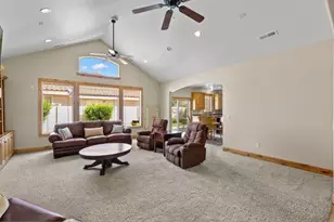 1165 W Indian Hills Dr, Saint George, UT 84770 - Photo 6