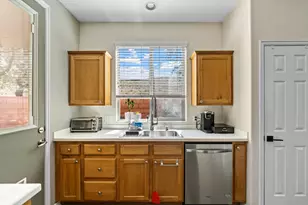 906 N Echo Ln, Washington, UT 84780 - Photo 12