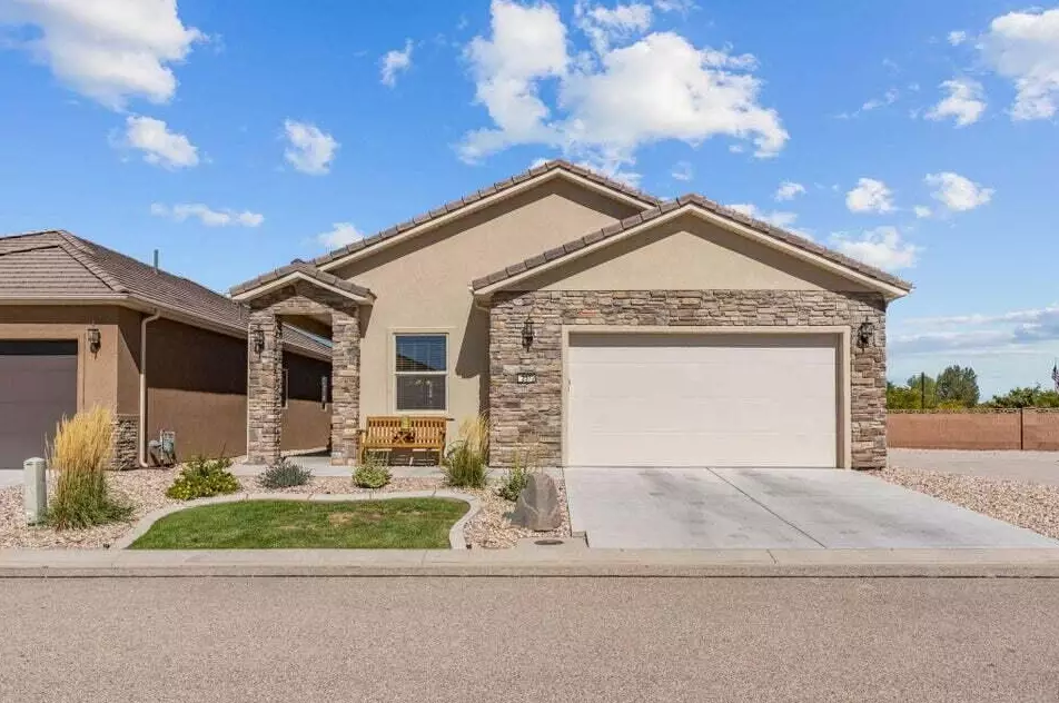 2372 W Clubhouse Lp, Cedar City, UT 84720 - MLS 25-265680