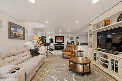 929 S Golda Dr, Saint George, UT 84790 - Photo 38