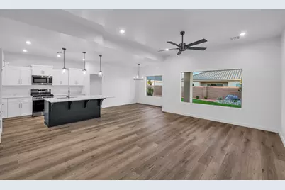 4682 W 3080 S, Hurricane, UT 84737 - Photo 6