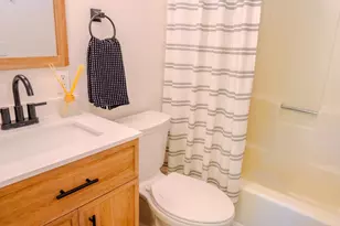 301 N Donlee Dr, Saint George, UT 84770 - Photo 42