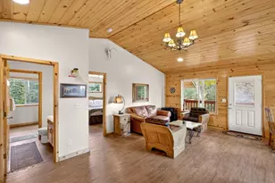 75 S Quakie Pl, Duck Creek, UT 84762 - Photo 10