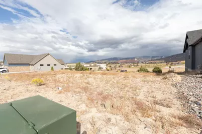933 S Cliffs Dr #38, Cedar City, UT 84720 - Photo 10
