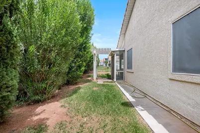 504 E Telegraph St #14, Washington, UT 84780 - Photo 36