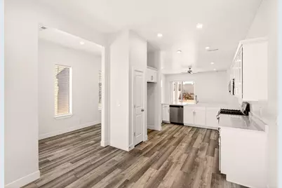 527 W Avery Ln, Saint George, UT 84790 - Photo 14