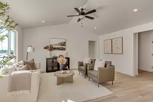 2393 E Sunflower Dr Dr, Eagle Mountain, UT 84005 - Photo 8