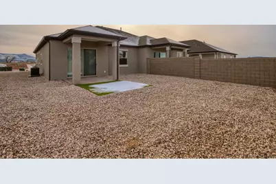 3074 W Runway Dr, Cedar City, UT 84720 - Photo 4